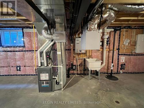 40 Dunning Way, St. Thomas, ON - Indoor Photo Showing Basement