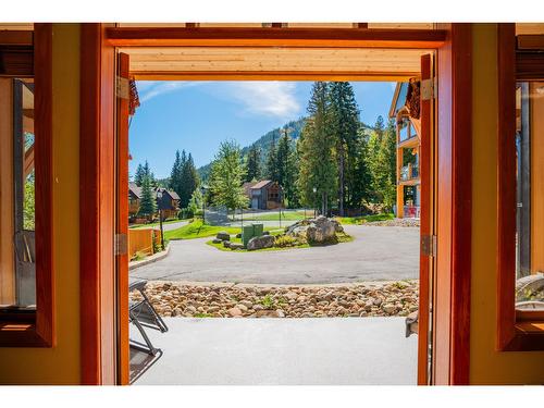 5 - 1008 Olaus Way, Rossland, BC - Outdoor