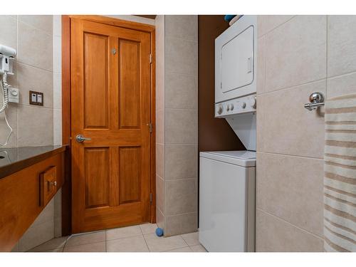 5 - 1008 Olaus Way, Rossland, BC - Indoor Photo Showing Laundry Room