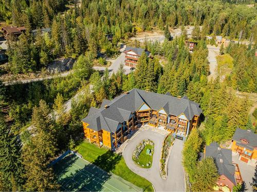 5 - 1008 Olaus Way, Rossland, BC - Outdoor With View