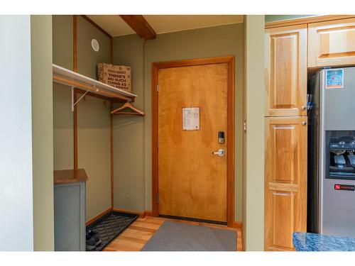 5 - 1008 Olaus Way, Rossland, BC - Indoor Photo Showing Other Room