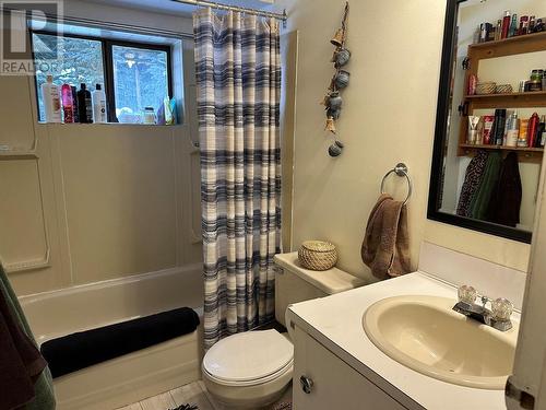 145 Whitetail Road, Penticton, BC - Indoor Photo Showing Bathroom