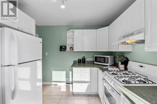 169 Alma Street, Oshawa (O'Neill), ON - Indoor Photo Showing Kitchen