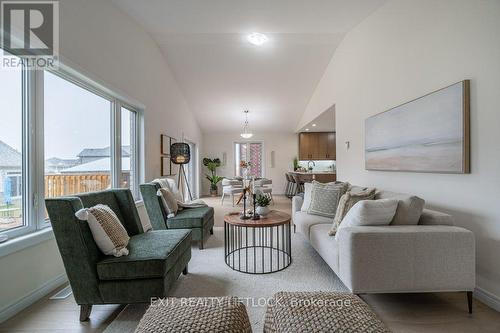 50 York Drive, Peterborough (Northcrest), ON - Indoor Photo Showing Living Room