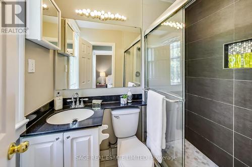 132 Rosewell Avenue, Toronto, ON - Indoor Photo Showing Bathroom