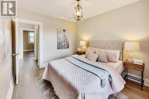 132 Rosewell Avenue, Toronto, ON - Indoor Photo Showing Bedroom