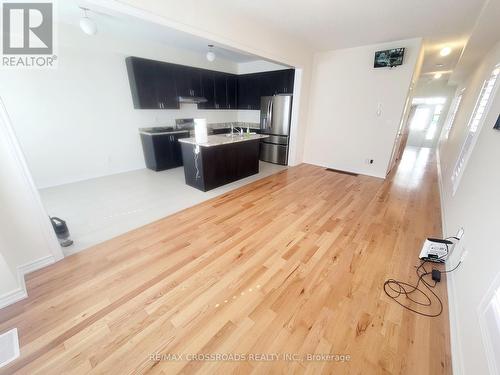 1143 Skyridge Boulevard, Pickering, ON - Indoor Photo Showing Kitchen