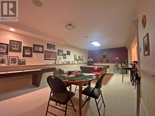 340 Oriole Way, Barriere, BC - Indoor Photo Showing Dining Room