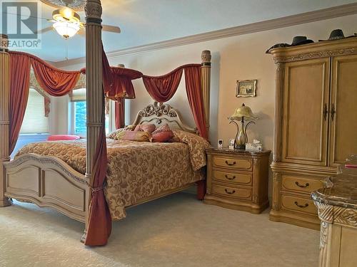 340 Oriole Way, Barriere, BC - Indoor Photo Showing Bedroom