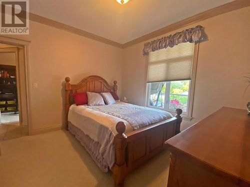 340 Oriole Way, Barriere, BC - Indoor Photo Showing Bedroom