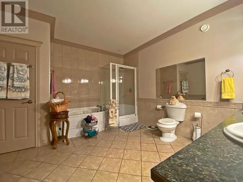 340 Oriole Way, Barriere, BC - Indoor Photo Showing Bathroom