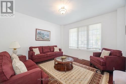 5 Valleywest Road, Brampton, ON - Indoor Photo Showing Living Room