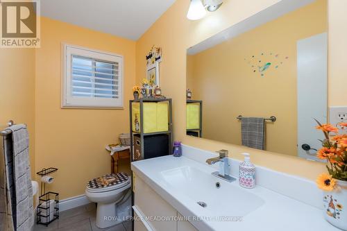 76 John Street, Halton Hills, ON - Indoor Photo Showing Bathroom