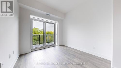 326 - 202 Burnhamthrope Road E, Mississauga, ON - Indoor Photo Showing Other Room