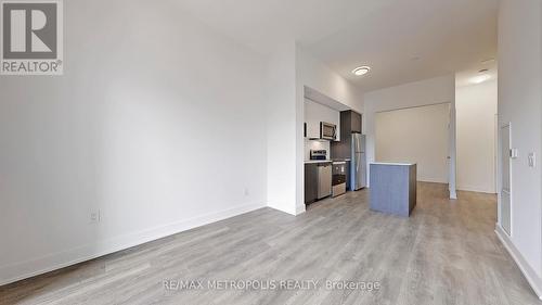 326 - 202 Burnhamthrope Road E, Mississauga, ON - Indoor Photo Showing Other Room