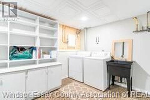 280 Simcoe Unit# Lower, Amherstburg, ON - Indoor Photo Showing Laundry Room