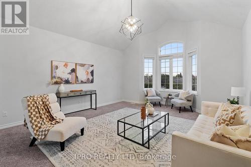 10 Marianne Dorn Trail, Kitchener, ON - Indoor Photo Showing Living Room