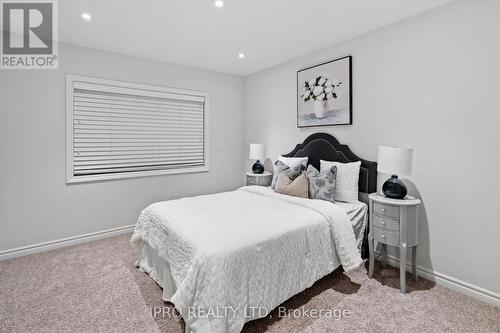 10 Marianne Dorn Trail, Kitchener, ON - Indoor Photo Showing Bedroom