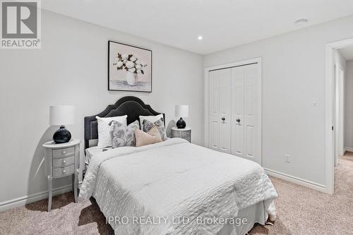 10 Marianne Dorn Trail, Kitchener, ON - Indoor Photo Showing Bedroom