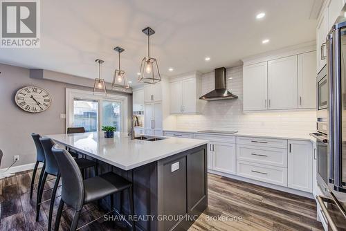 3 Kerwood Drive, Cambridge, ON - Indoor Photo Showing Kitchen With Upgraded Kitchen