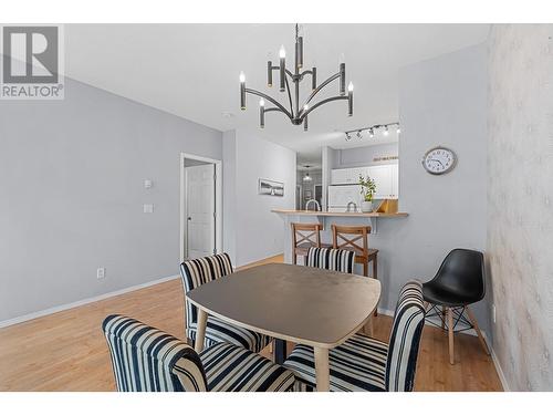 1088 Sunset Drive Unit# 546, Kelowna, BC - Indoor Photo Showing Dining Room