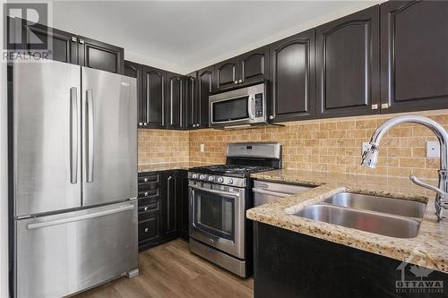 700 Whaley Ridge, Ottawa, ON - Indoor Photo Showing Kitchen With Double Sink