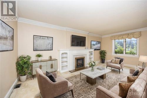 67 Kenilworth Street, Ottawa, ON - Indoor Photo Showing Living Room With Fireplace