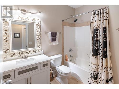 1953 Cornerstone Drive, West Kelowna, BC - Indoor Photo Showing Bathroom