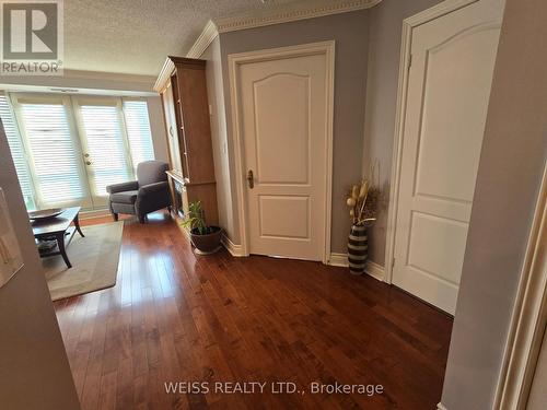 404 - 800 Spadina Road, Toronto, ON - Indoor Photo Showing Other Room