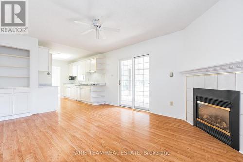 5 Valentini Avenue, East Gwillimbury, ON - Indoor Photo Showing Living Room With Fireplace