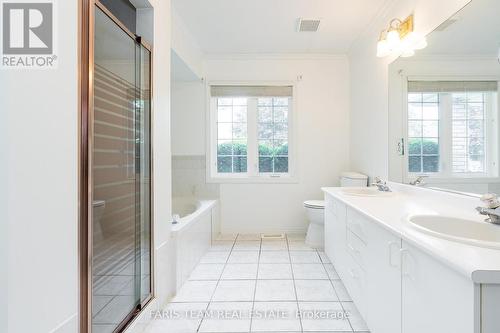 5 Valentini Avenue, East Gwillimbury, ON - Indoor Photo Showing Bathroom