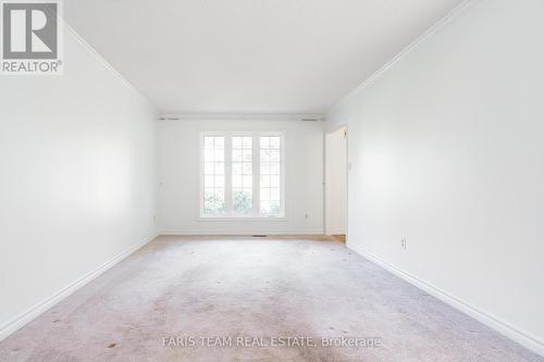 5 Valentini Avenue, East Gwillimbury, ON - Indoor Photo Showing Other Room