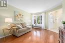 32 Oak Street, Halton Hills, ON  - Indoor Photo Showing Living Room 