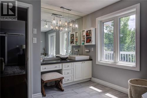 1532 Madison, Sudbury, ON - Indoor Photo Showing Bathroom