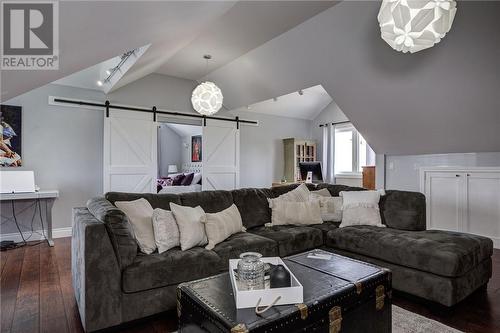 1532 Madison, Sudbury, ON - Indoor Photo Showing Living Room