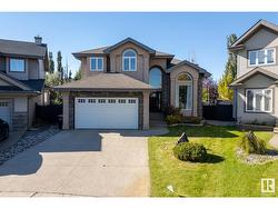 3234 TREDGER CL NW  Edmonton, AB T6R 3T6