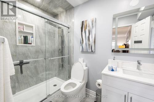 27 Morningmist Street, Brampton, ON - Indoor Photo Showing Bathroom