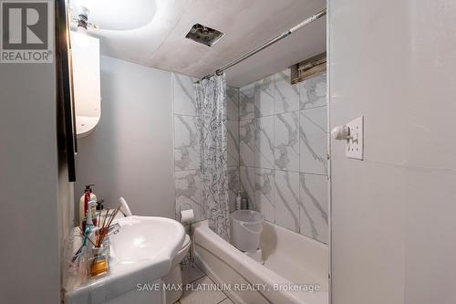 27 Morningmist Street, Brampton, ON - Indoor Photo Showing Bathroom