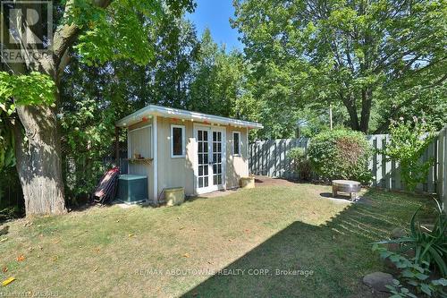 2069 Thornlea Drive, Oakville, ON - Outdoor