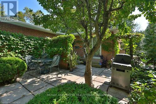 2069 Thornlea Drive, Oakville, ON - Outdoor