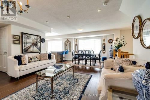 28 - 5650 Winston Churchill Boulevard, Mississauga, ON - Indoor Photo Showing Living Room