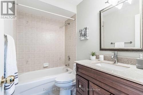 Upper - 17 Roadmaster Lane, Brampton, ON - Indoor Photo Showing Bathroom