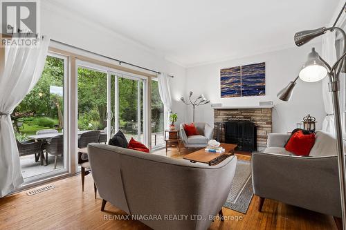 370 Butler Street, Niagara-On-The-Lake, ON - Indoor Photo Showing Living Room With Fireplace