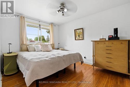 370 Butler Street, Niagara-On-The-Lake, ON - Indoor Photo Showing Bedroom