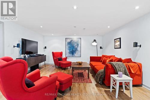 370 Butler Street, Niagara-On-The-Lake, ON - Indoor Photo Showing Living Room