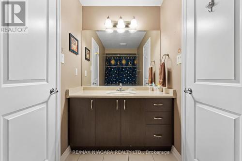 7 Cannery Drive, Niagara-On-The-Lake, ON - Indoor Photo Showing Bathroom