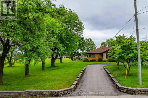 6378 Mountain Road, Niagara Falls, ON - Outdoor