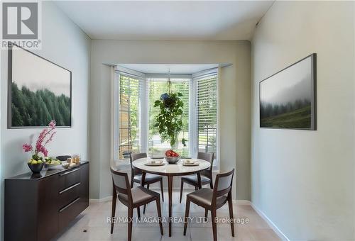 33 Naples Court, Thorold, ON - Indoor Photo Showing Dining Room