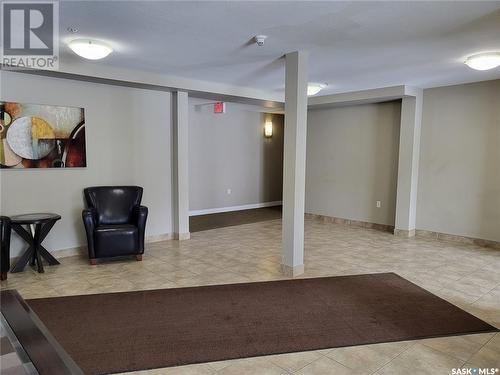 208 308 Petterson Drive, Estevan, SK - Indoor