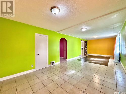 165 Broadway Street W, Yorkton, SK - Indoor Photo Showing Other Room